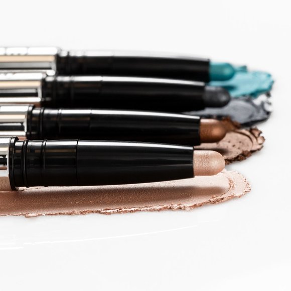 Cargo Cosmetics - Swimmables™ Eye Shadow Stick - Glacier Bay - Picture 3 of 6